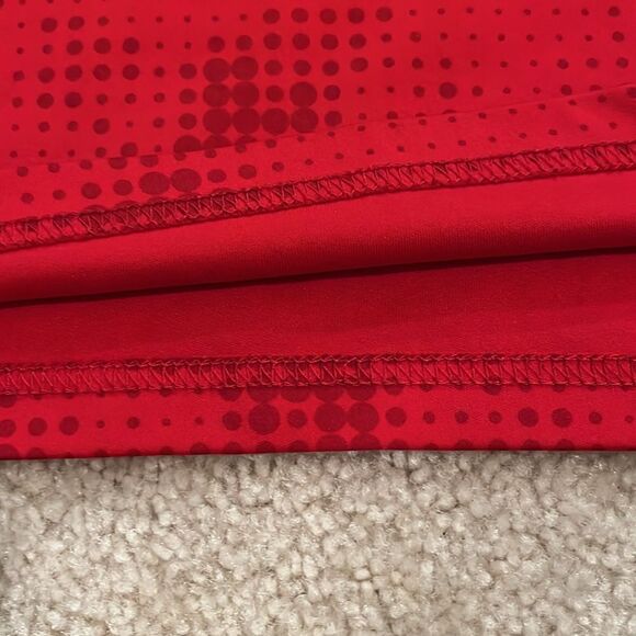 SIZE LARGE TEK GEAR KIDS RED SHIRT - Picture 6 of 8